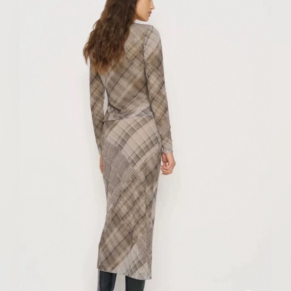 New Reformation Wiley Top - Picture 2 of 10